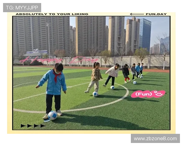 站在足球上踢球的挑战与技巧探索 如何通过独特方式提升足球技能